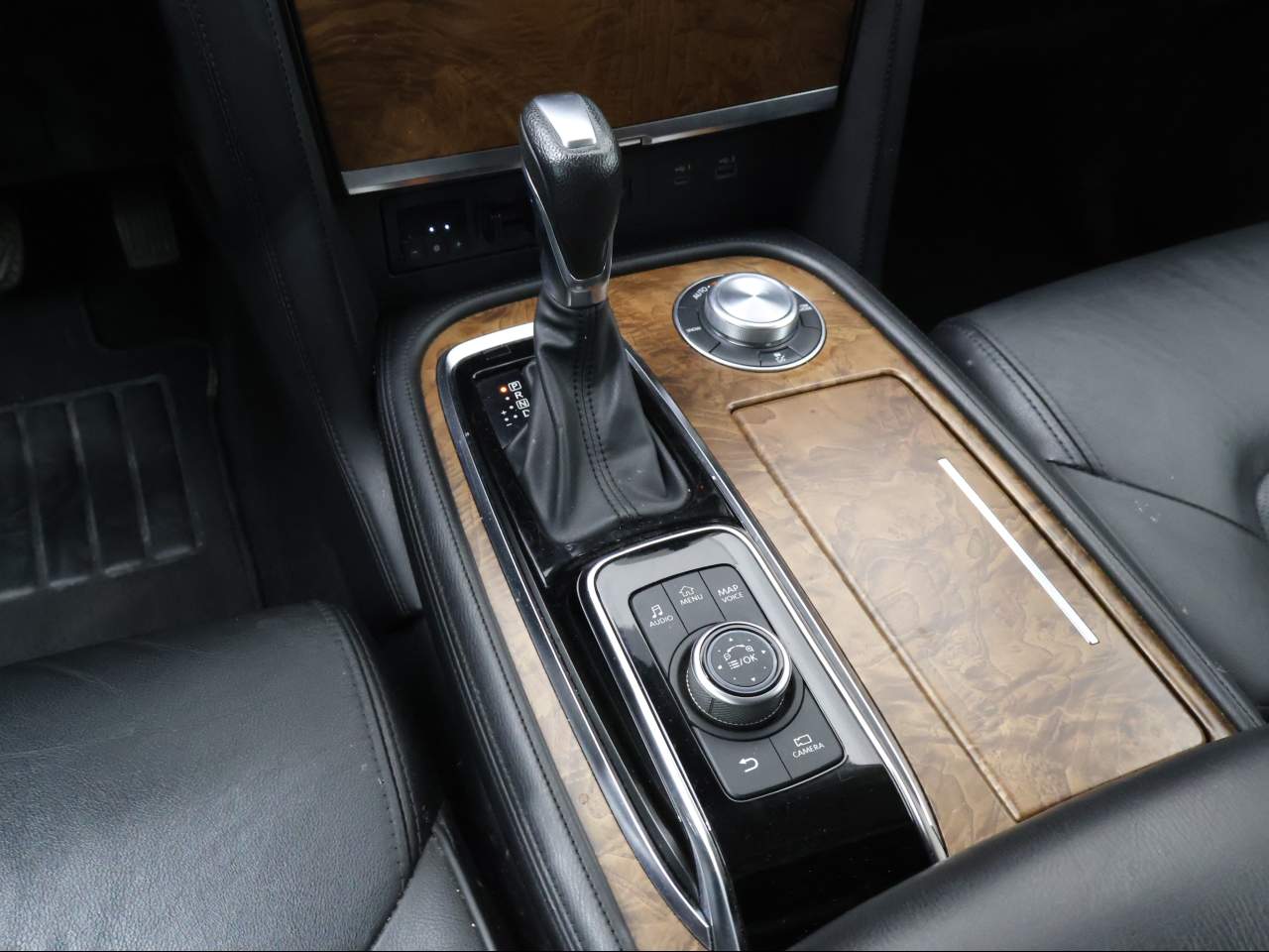 2022 Nissan Armada SL