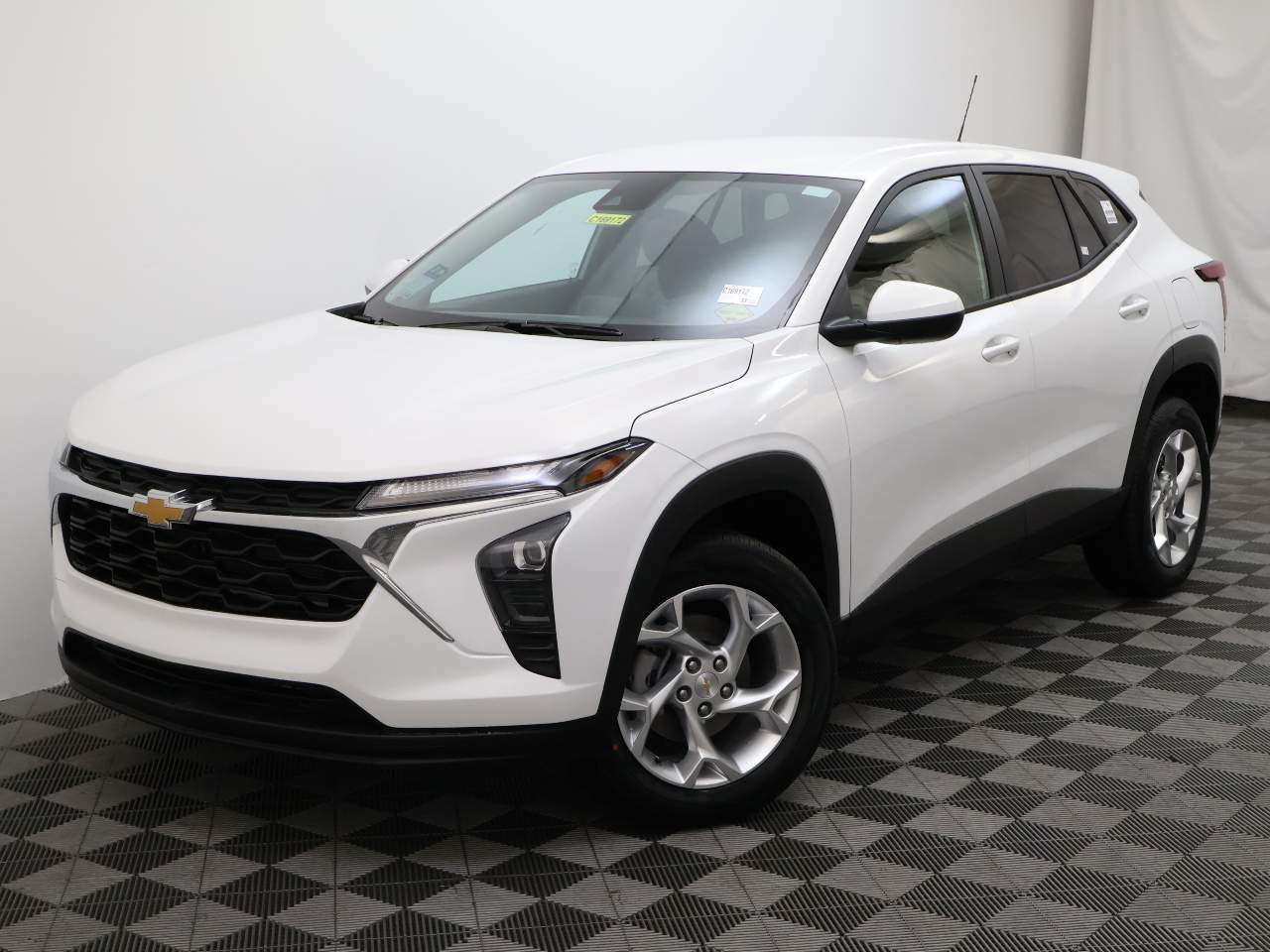 2025 Chevrolet Trax 1LS