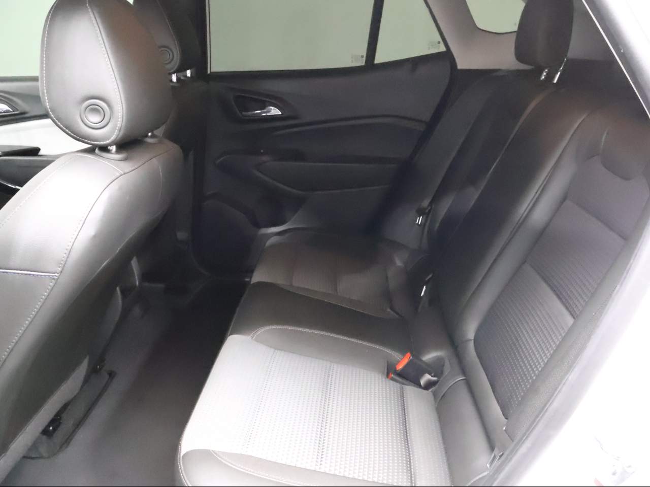 2024 Chevrolet Trax LT - Photo 9