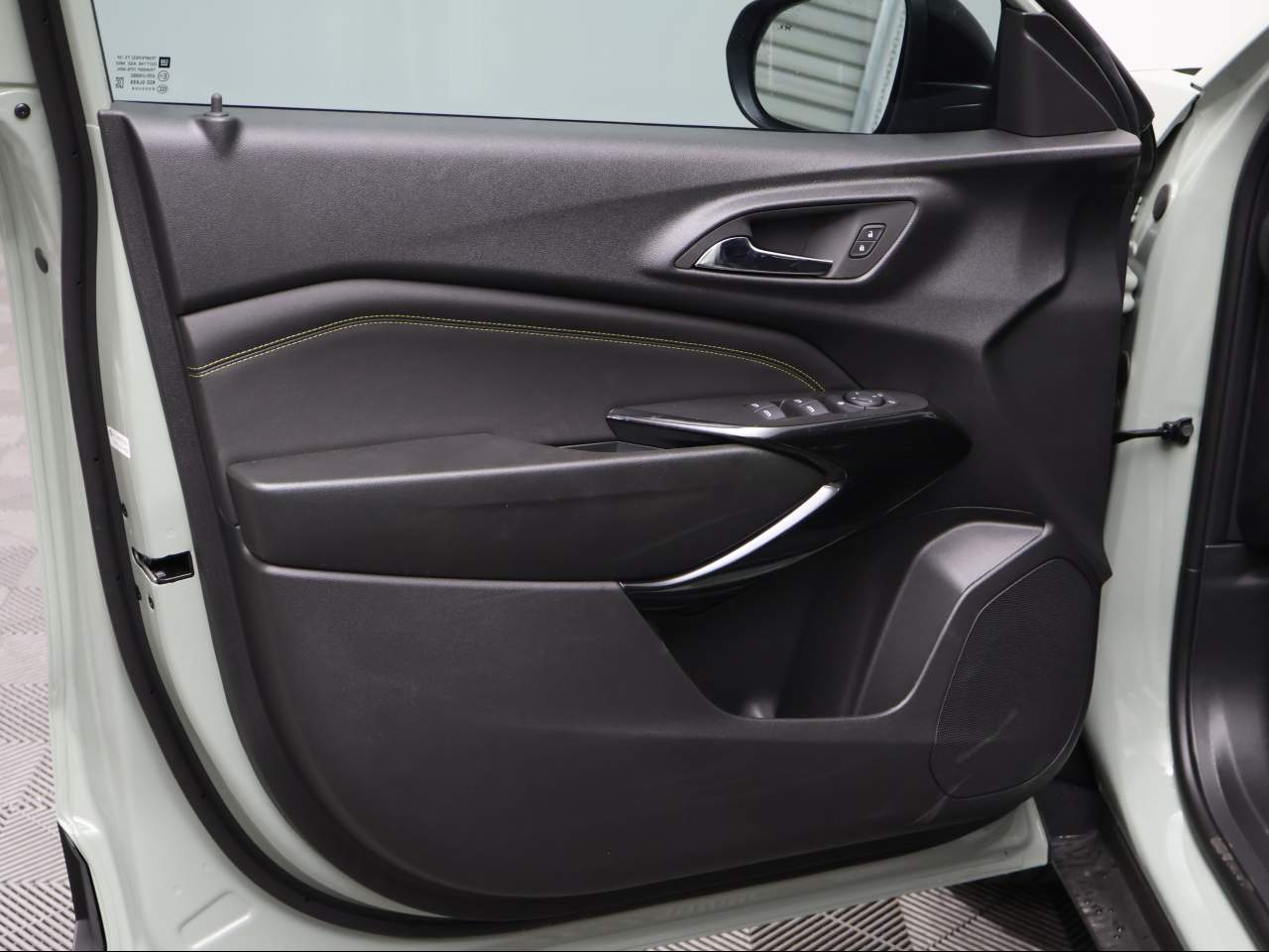 2026 Chevrolet Trax Activ - Photo 7