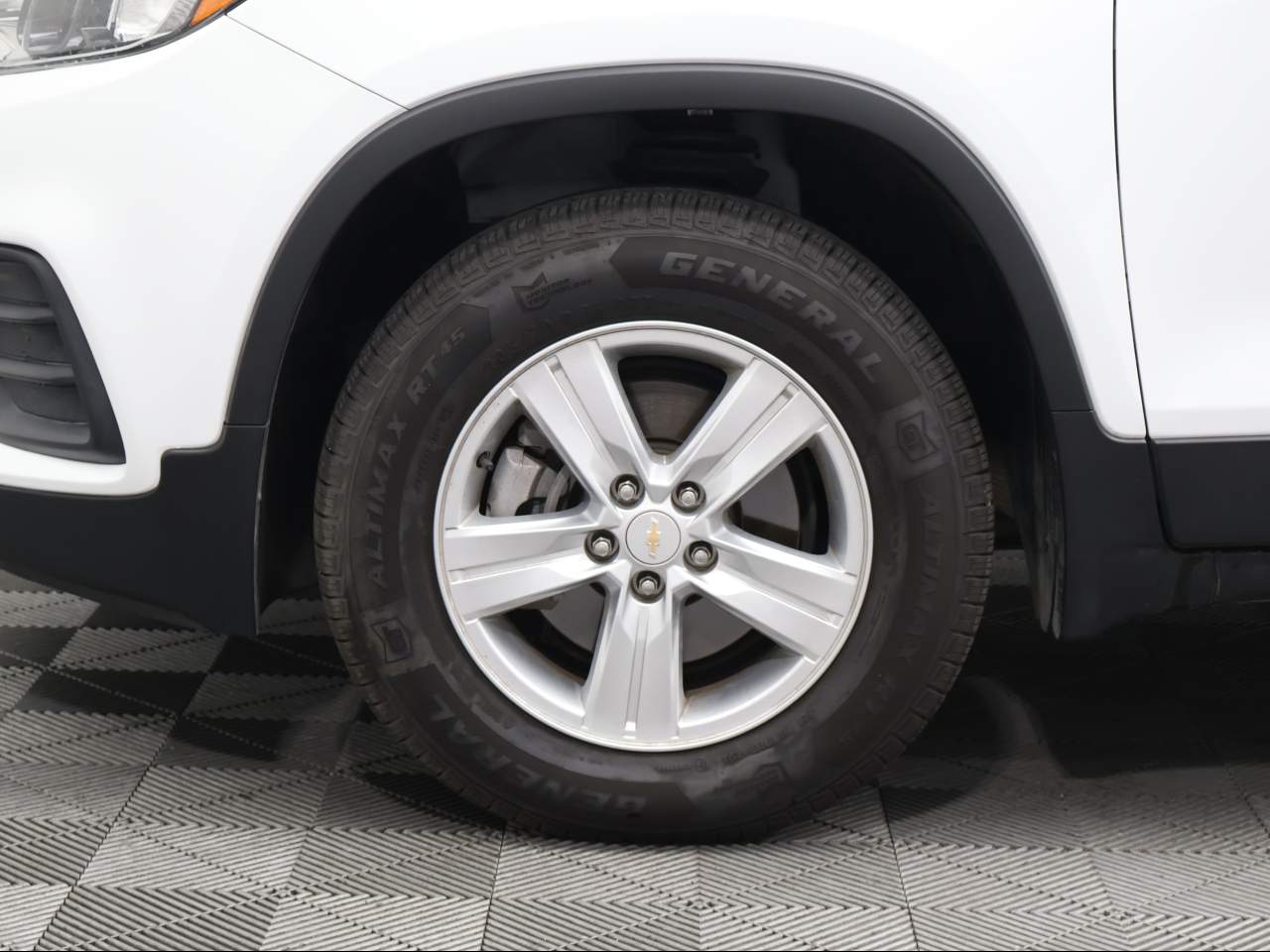 2022 Chevrolet Trax LS