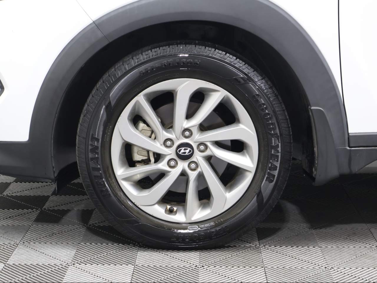 2016 Hyundai TUCSON SE