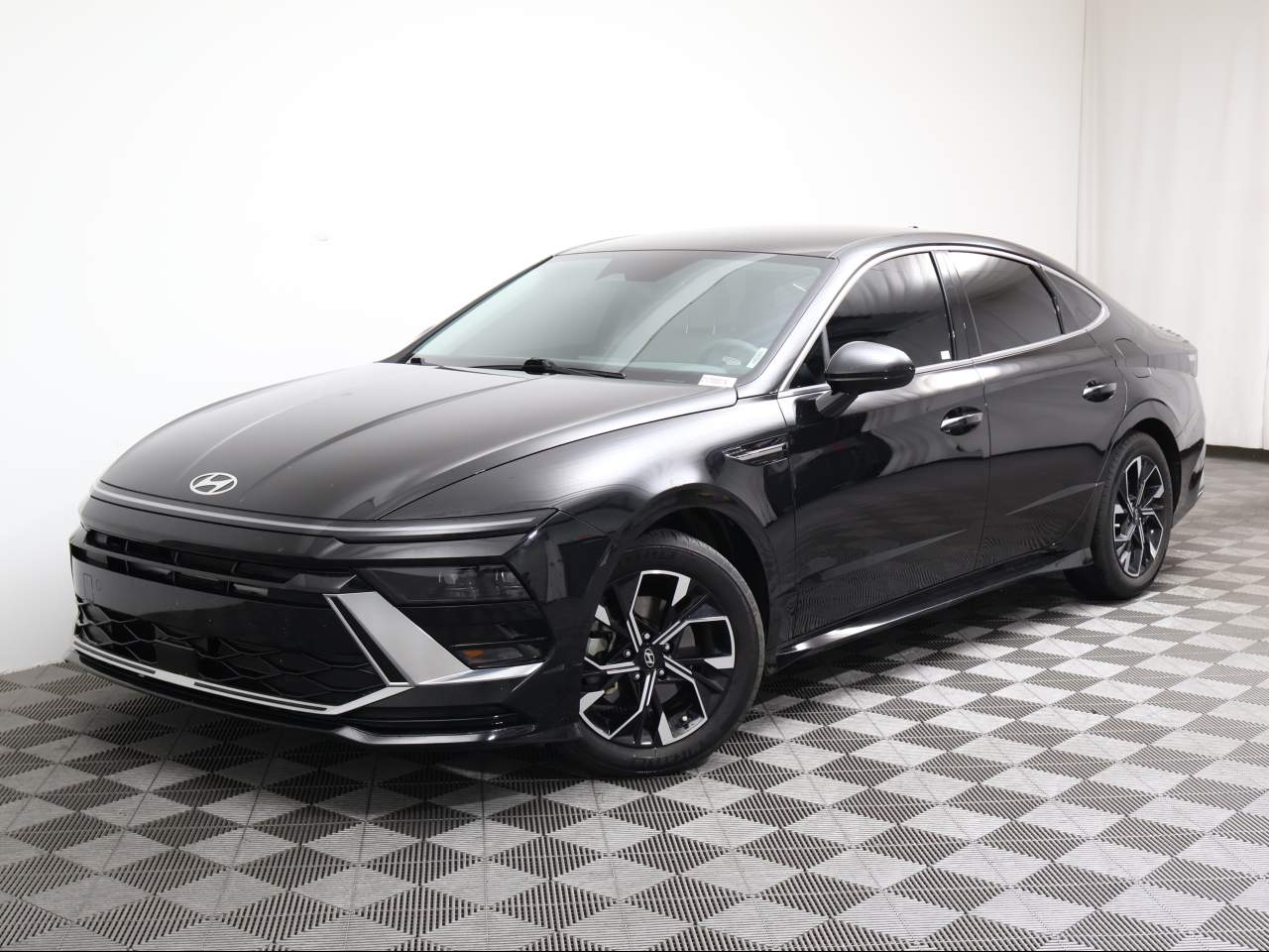 2024 Hyundai Sonata SEL's photo