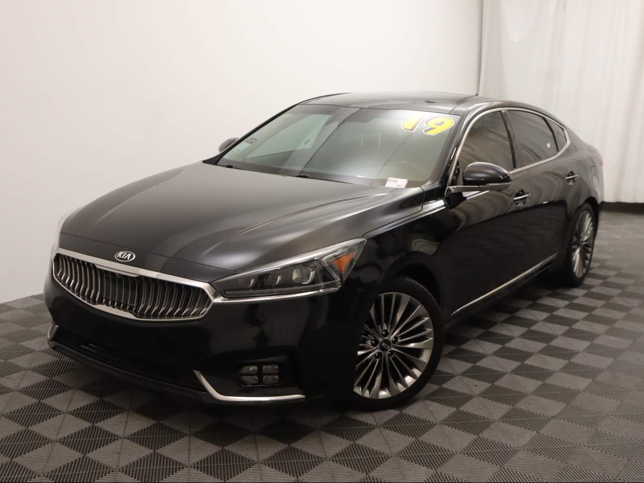 2019 Kia Cadenza Limited