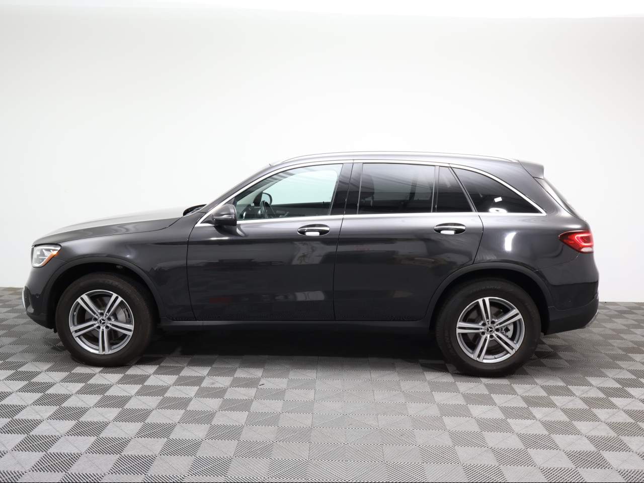 2022 Mercedes-Benz GLC 300