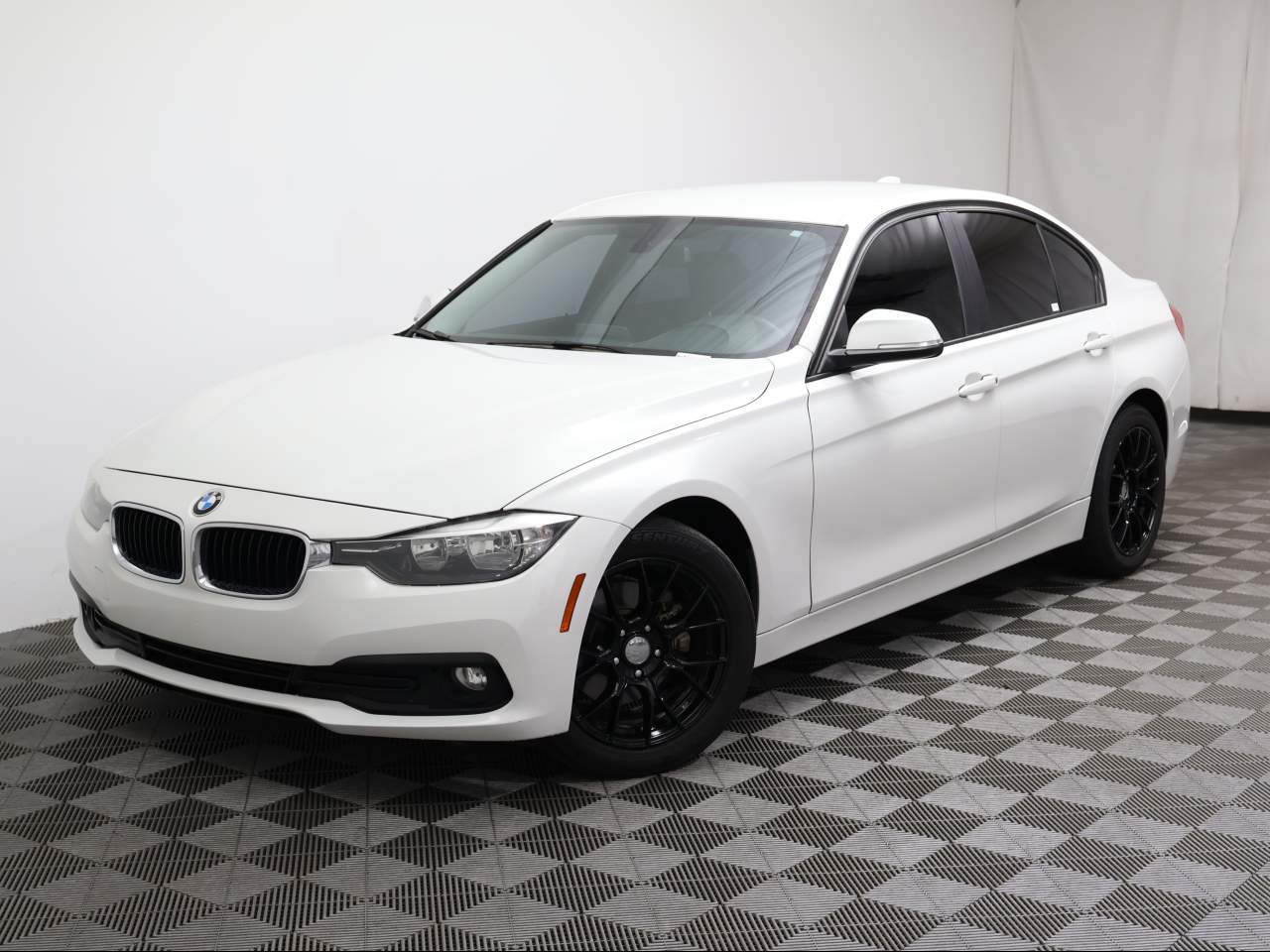2016 BMW 3-Series 320i xDrive