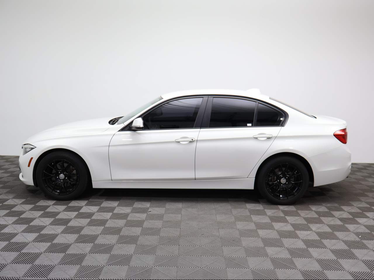 2016 BMW 3-Series 320i xDrive