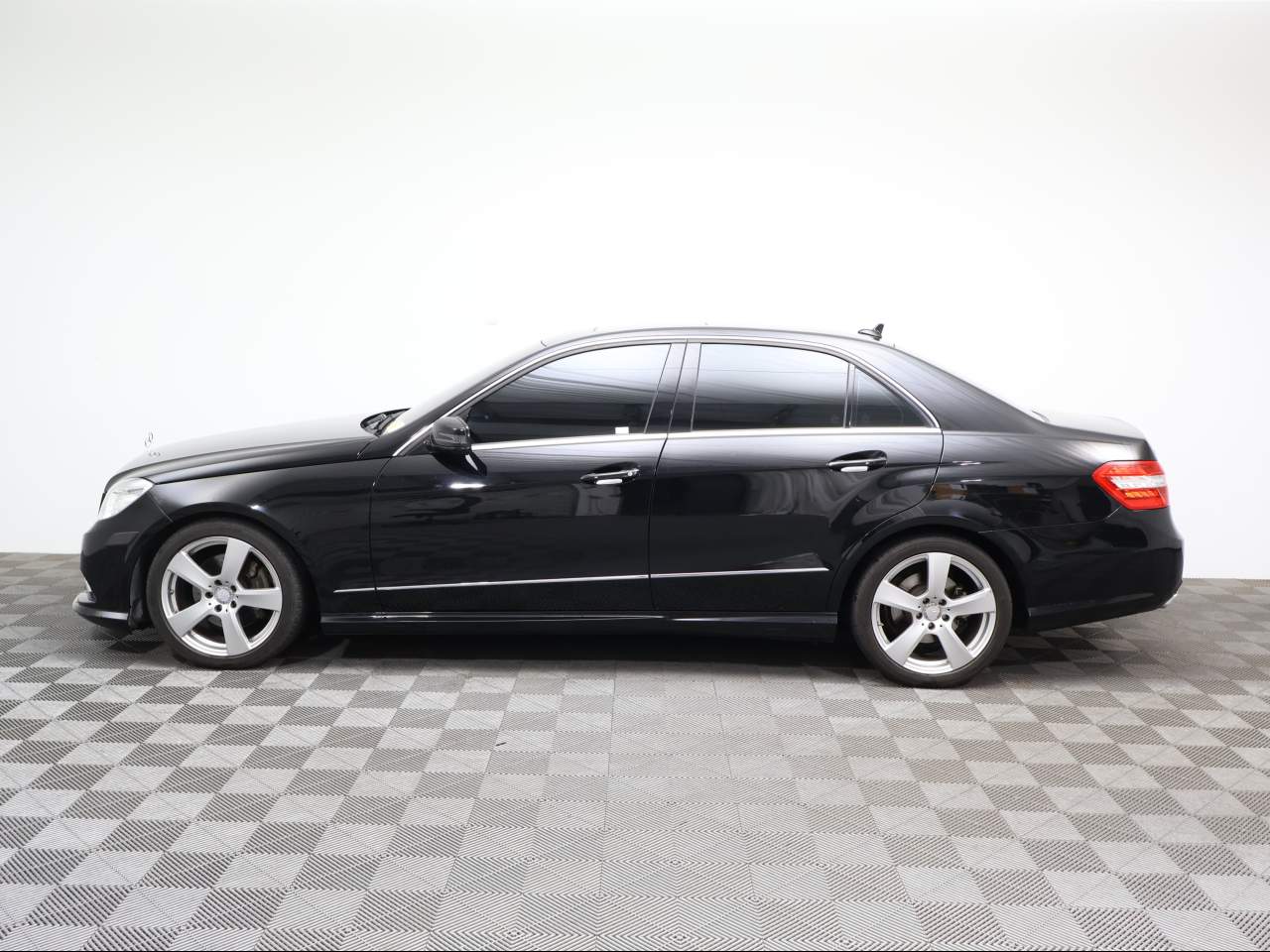 2011 Mercedes-Benz E-Class E 350 Sport