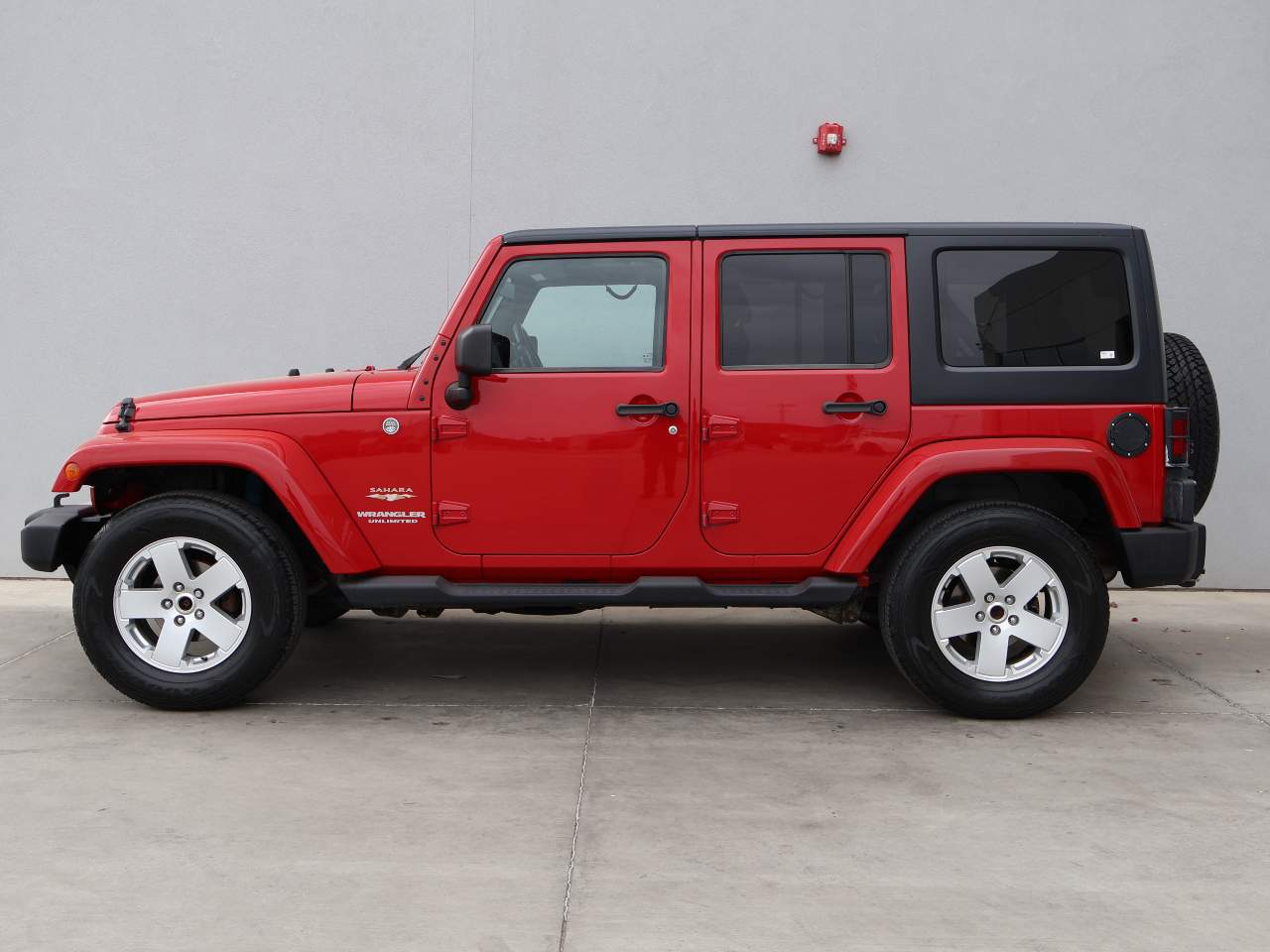 2012 Jeep Wrangler Unlimited Sahara