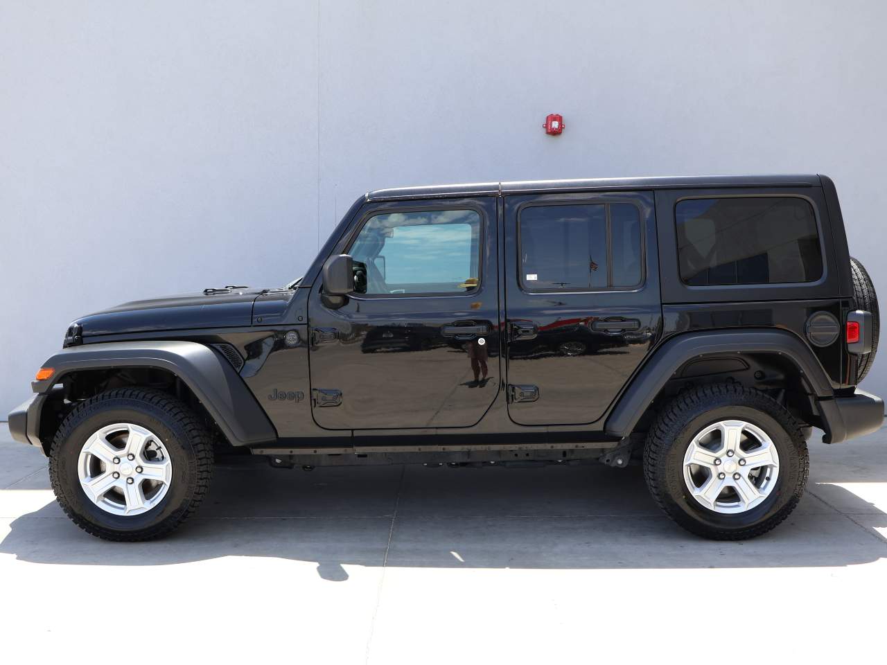 Certified 2022 Jeep Wrangler Unlimited Sport S with VIN 1C4HJXDMXNW224550 for sale in Yuma, AZ