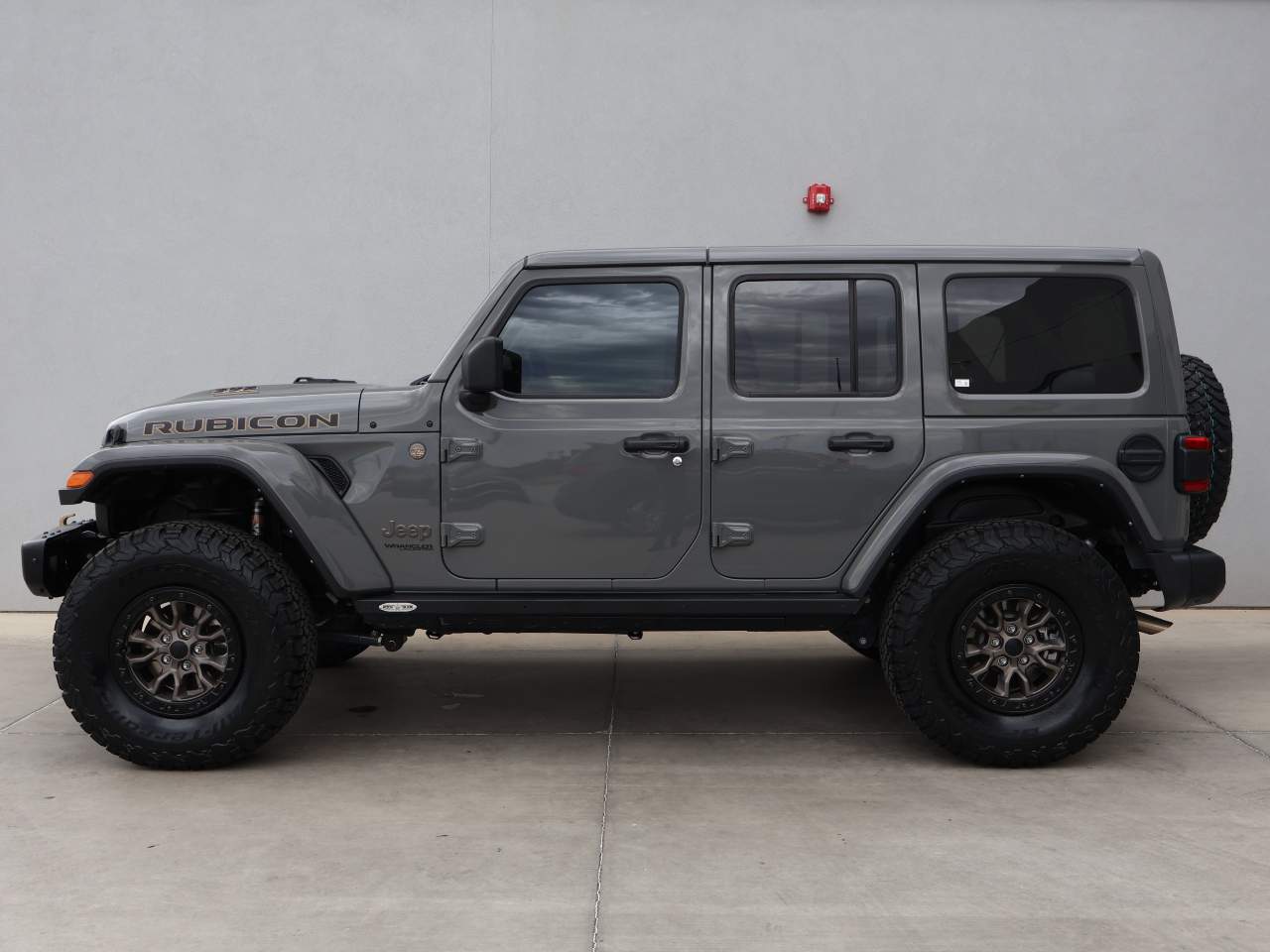 2021 Jeep Wrangler Unlimited Rubicon 392 photo 3