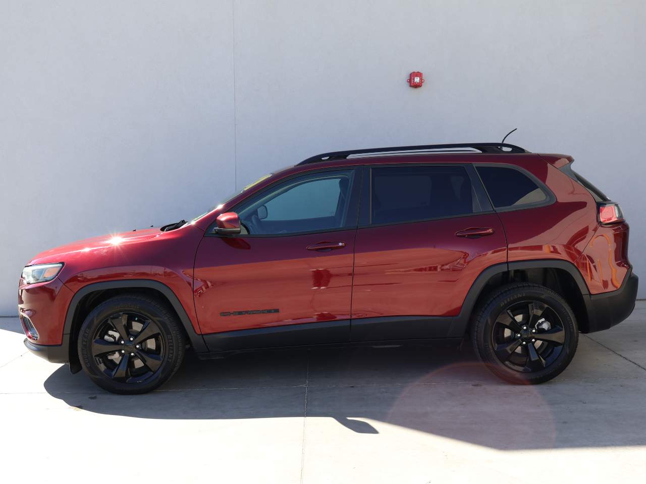 Certified 2021 Jeep Cherokee Altitude with VIN 1C4PJLLB4MD173996 for sale in Yuma, AZ