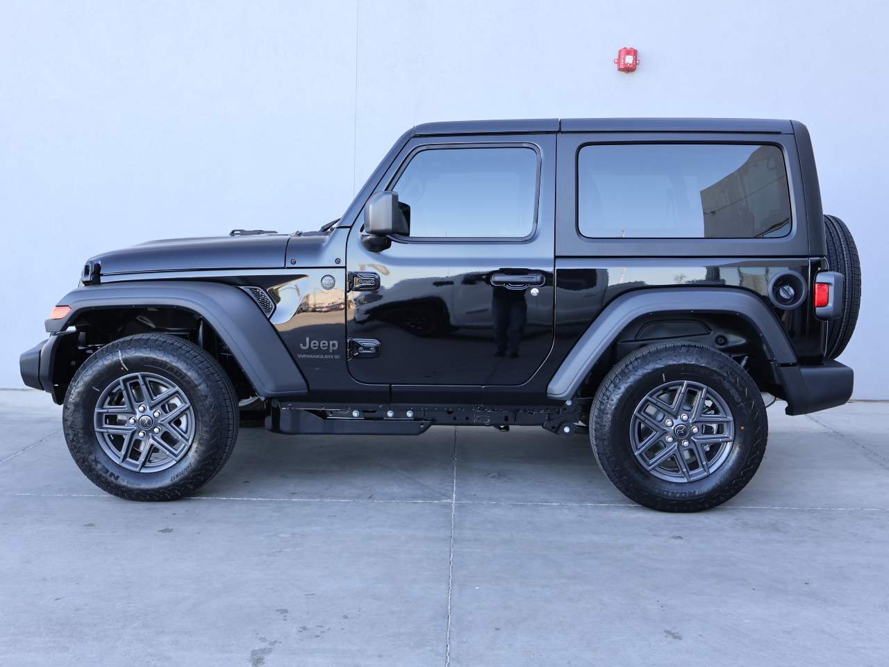 2026 Jeep Wrangler Sport 2dr