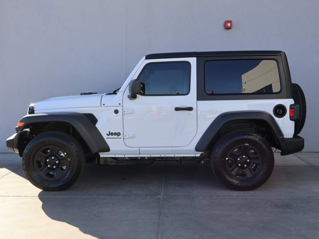2026 Jeep Wrangler Sport 2dr