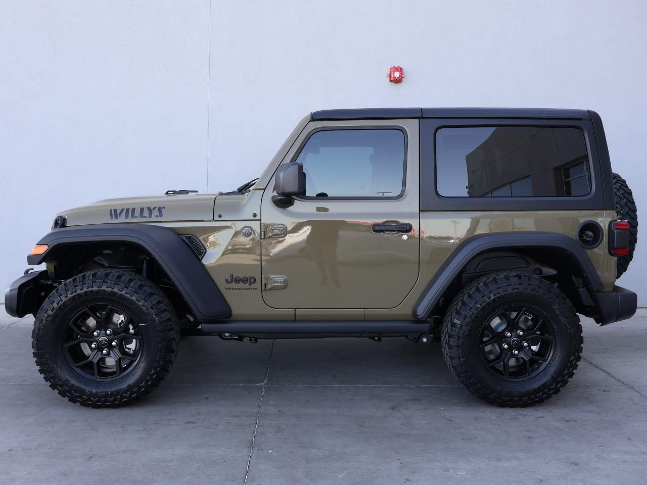 2025 Jeep Wrangler Willys 2dr