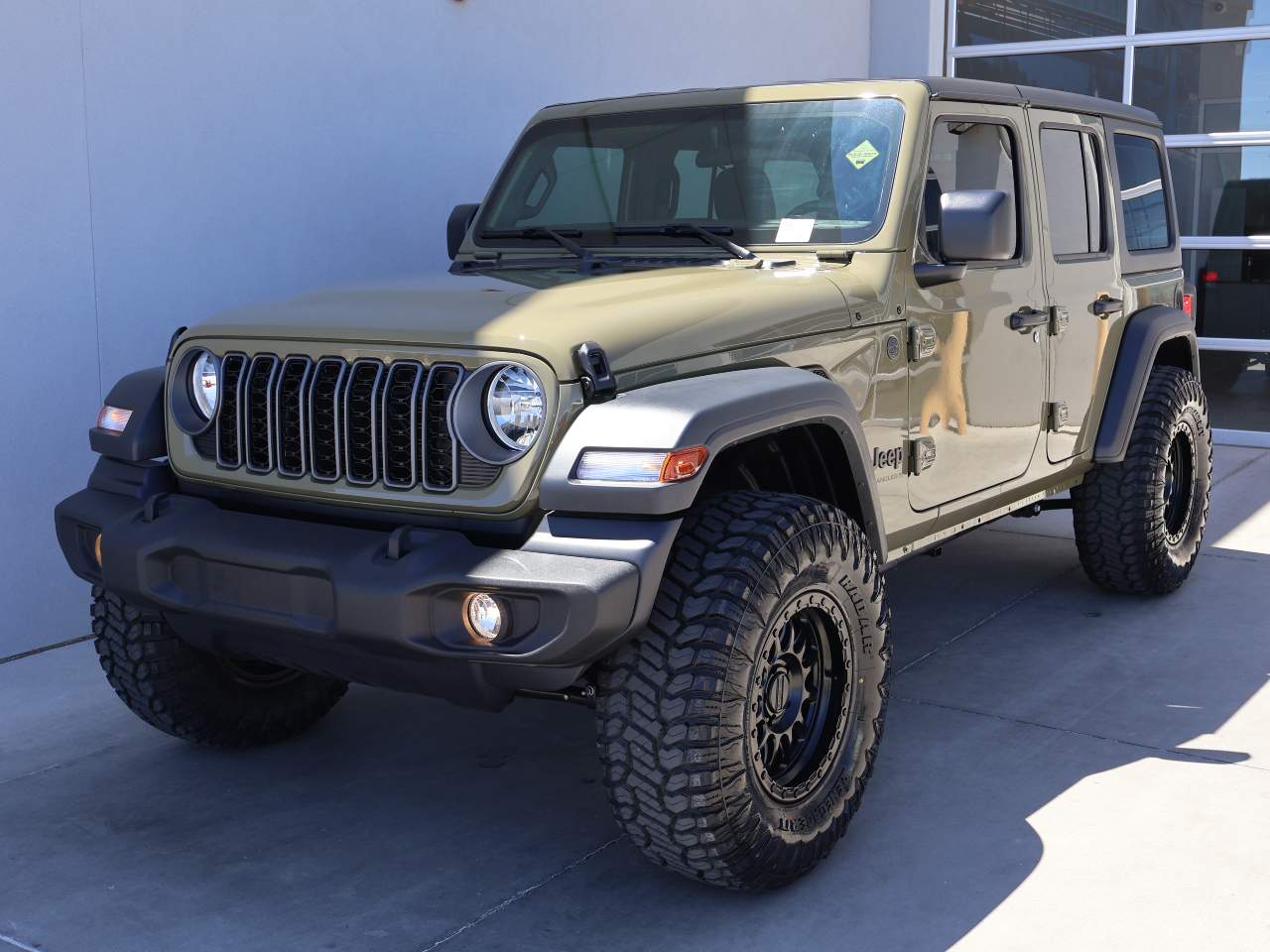 2025 Jeep Wrangler Sport 4dr