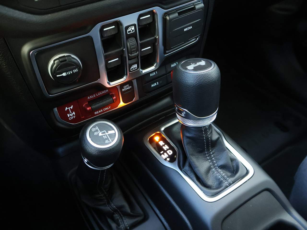 2026 Jeep Wrangler 4-Door Willys - Photo 16