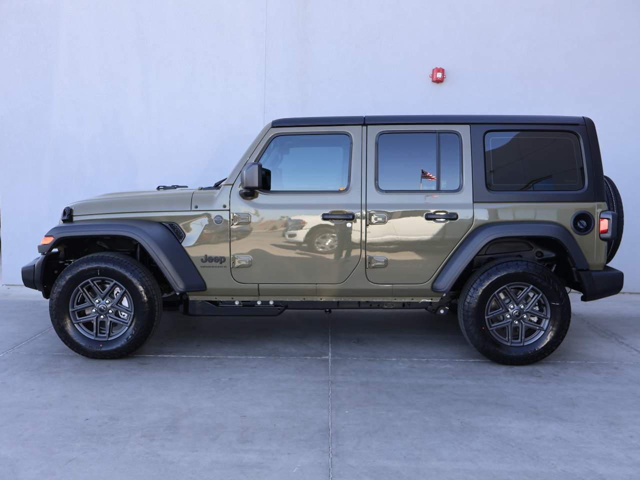 2026 Jeep Wrangler Sport 4dr
