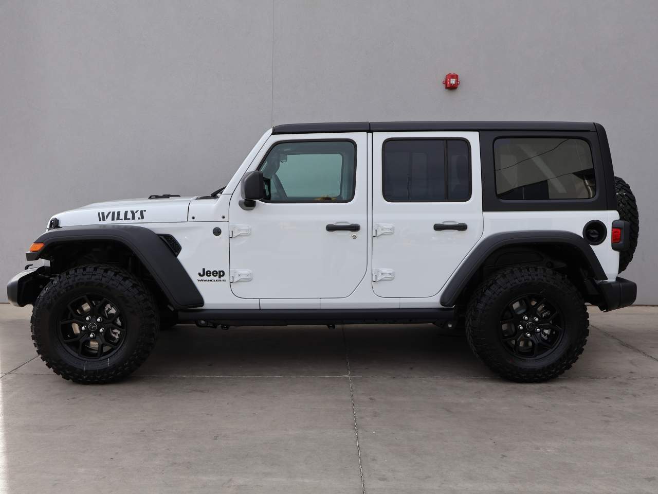 2024 Jeep Wrangler Willys 4dr