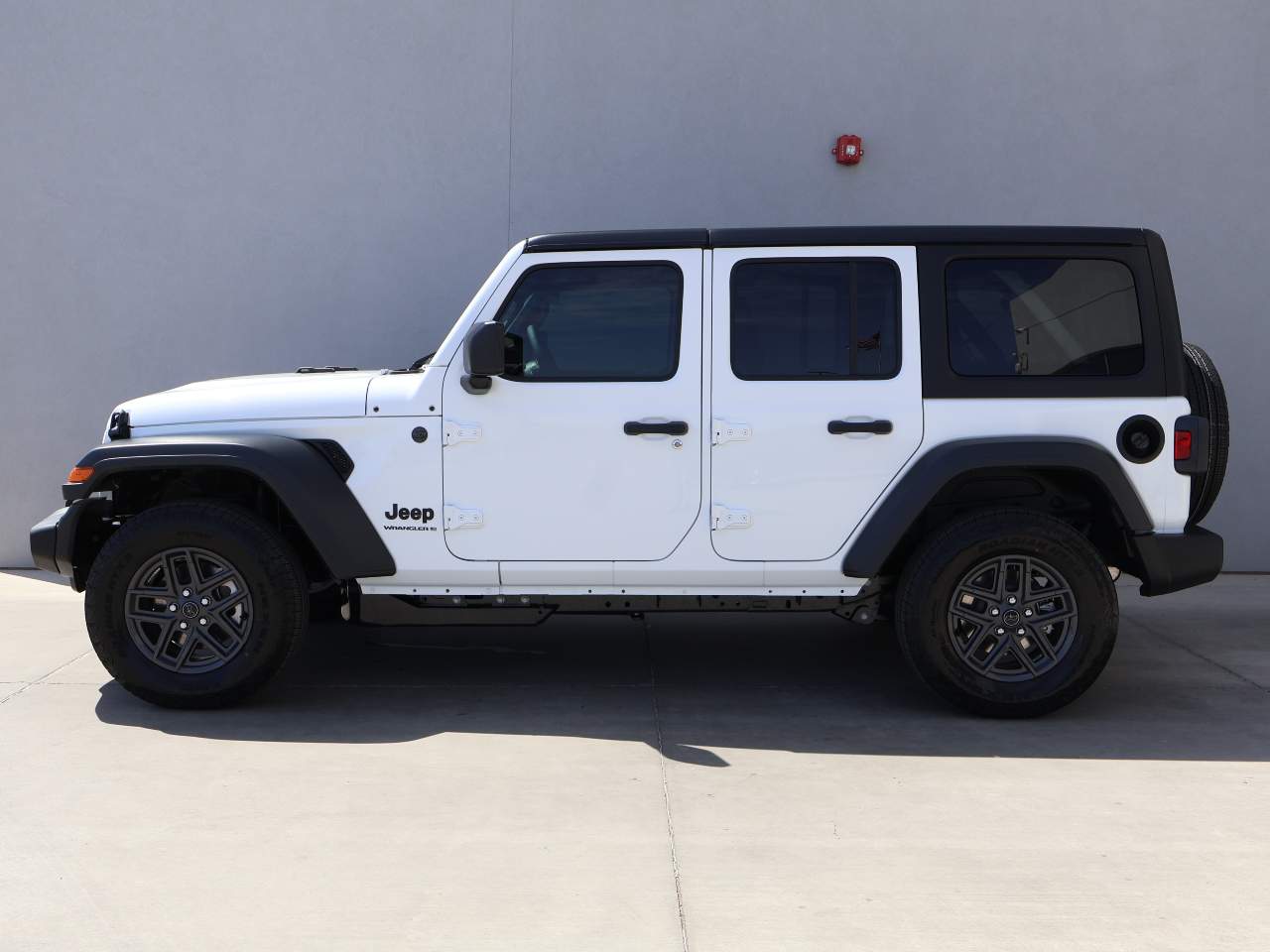 2026 Jeep Wrangler Sport S 4dr