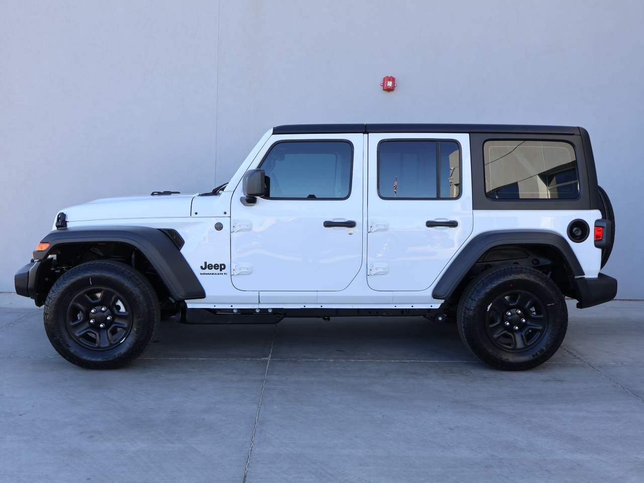 2026 Jeep Wrangler Sport 4dr