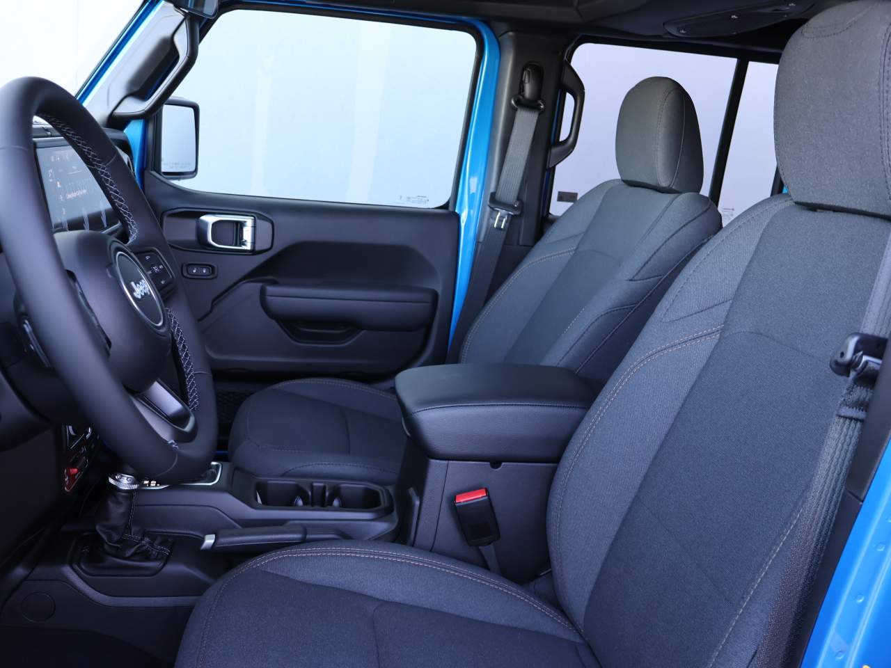 2026 Jeep Wrangler 4-Door Willys - Photo 9