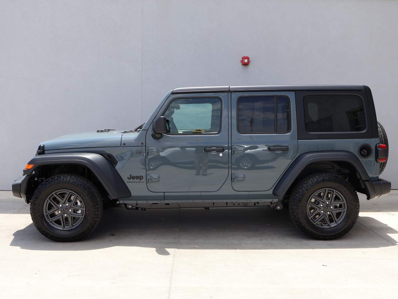 2024 Jeep Wrangler Sport S 4dr