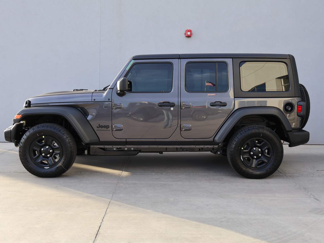 2026 Jeep Wrangler Sport 4dr