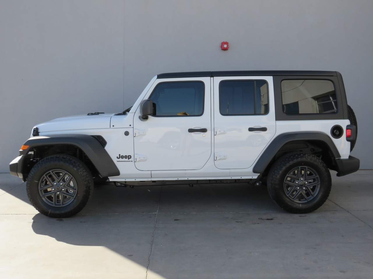 2025 Jeep Wrangler Sport S 4dr