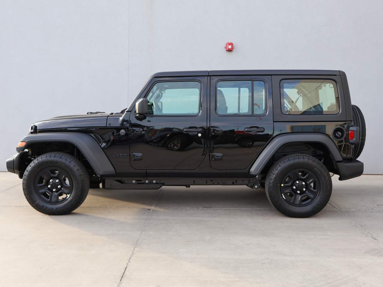 2026 Jeep Wrangler Sport 4dr