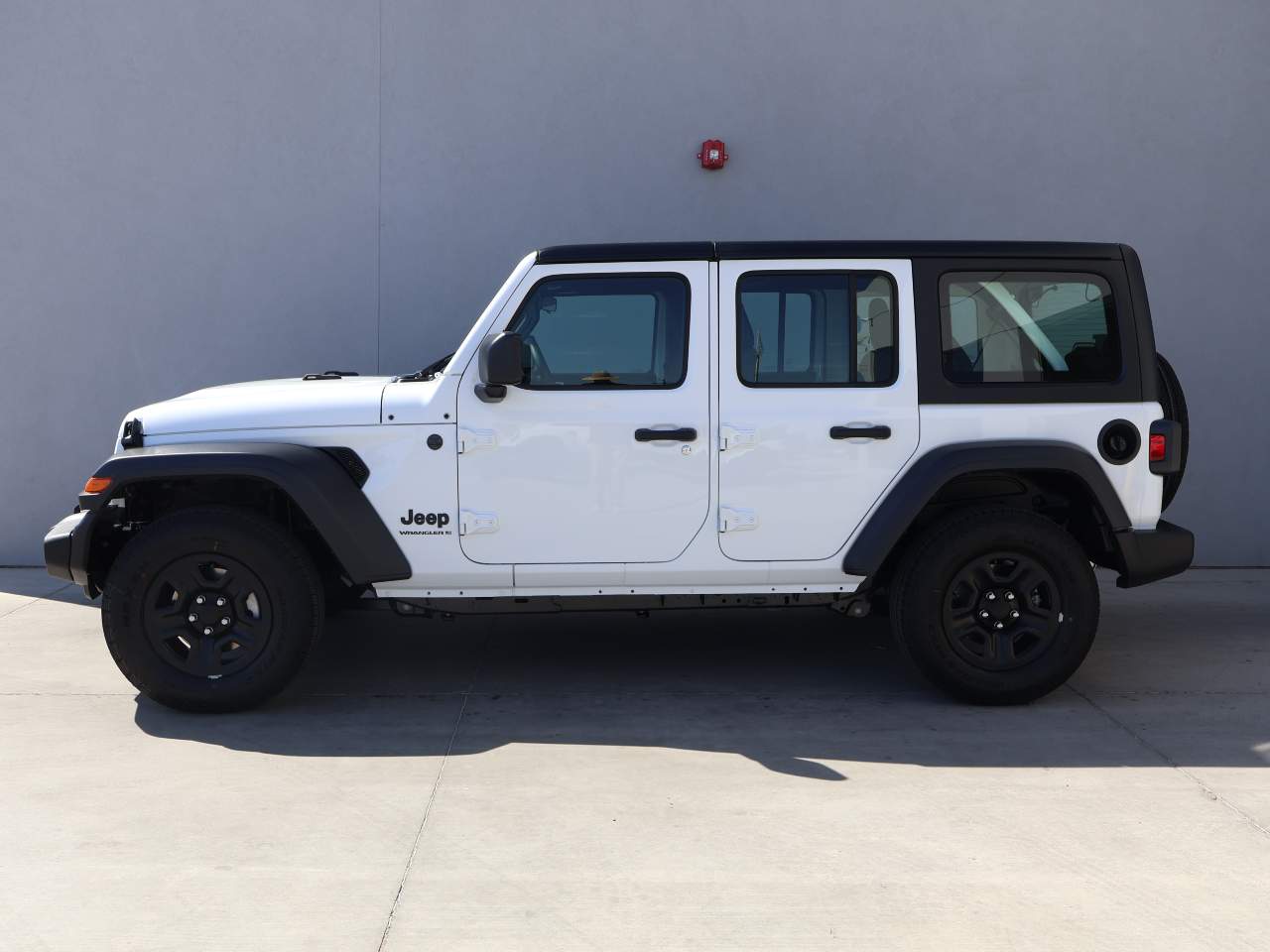 2024 Jeep Wrangler Sport 4dr