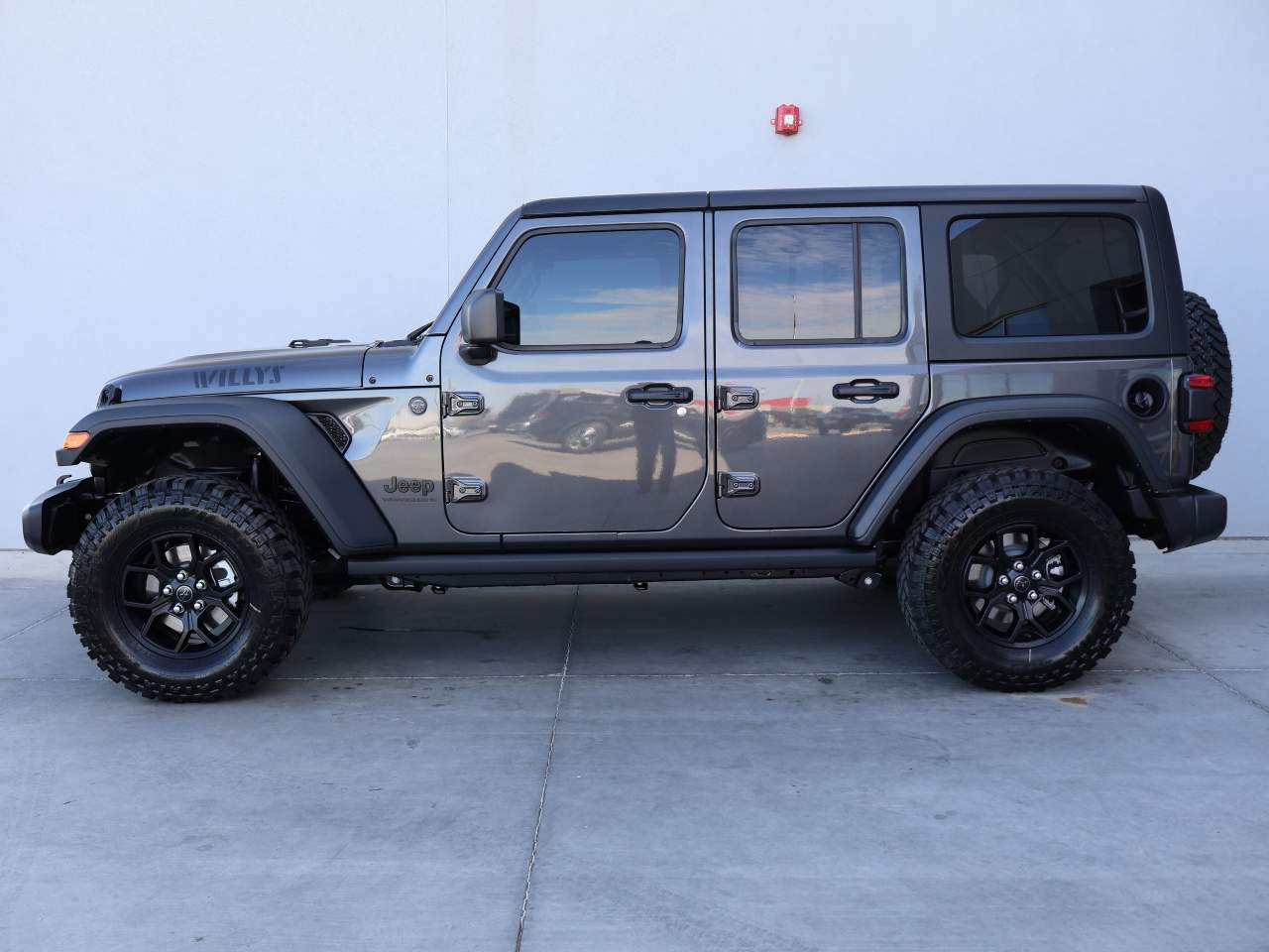 2026 Jeep Wrangler Willys 4dr