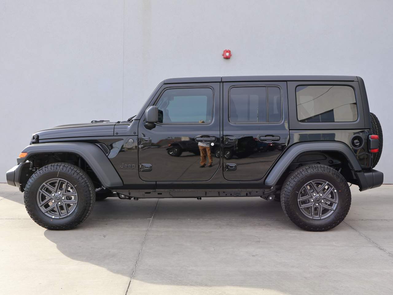2026 Jeep Wrangler Sport S 4dr