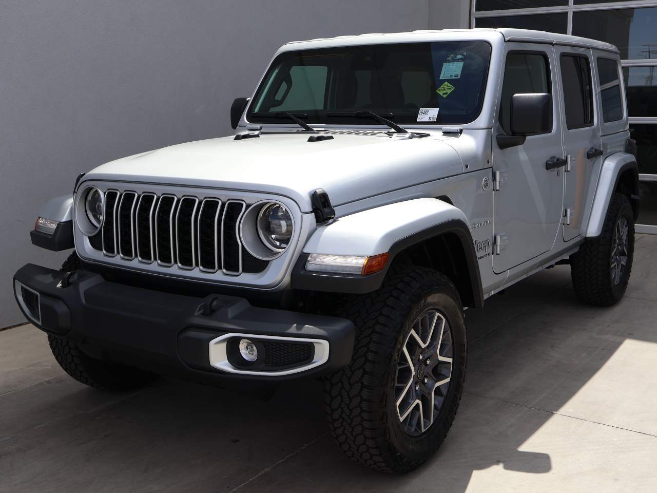 2024 Jeep Wrangler Sahara 4dr