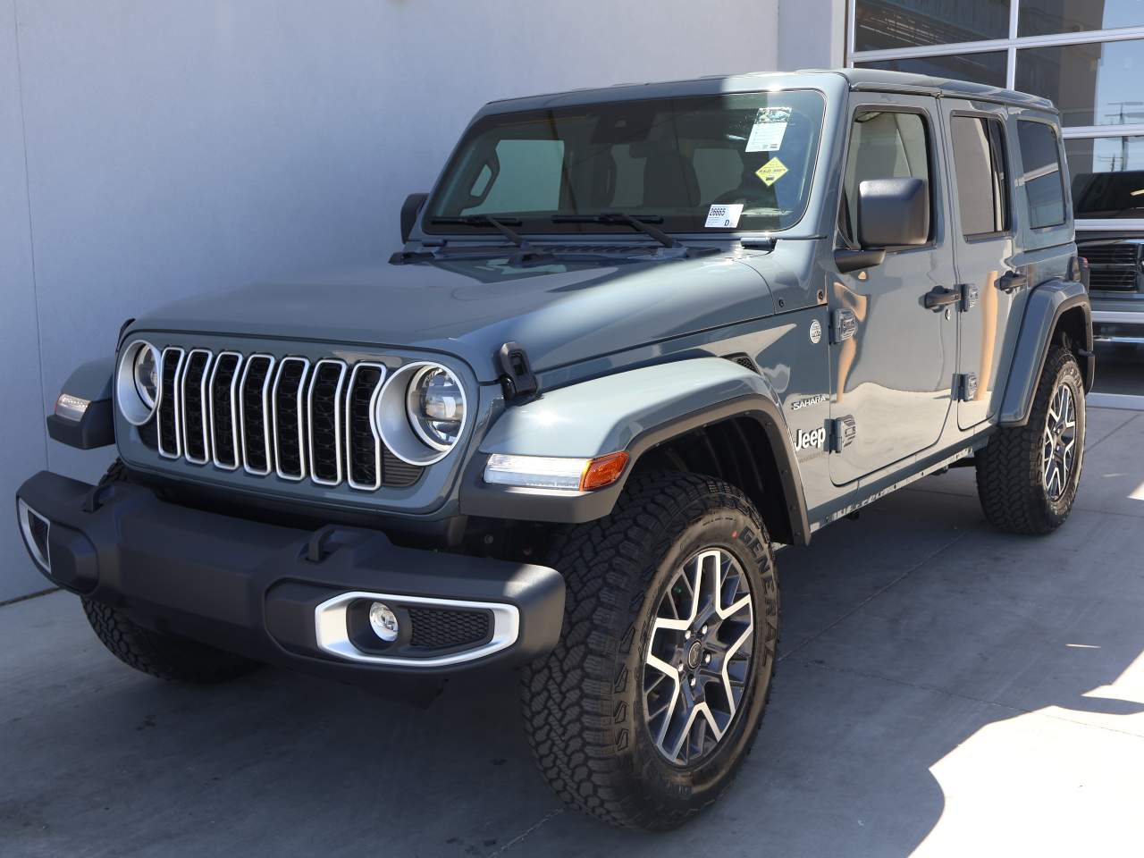 2024 Jeep Wrangler Sahara 4dr