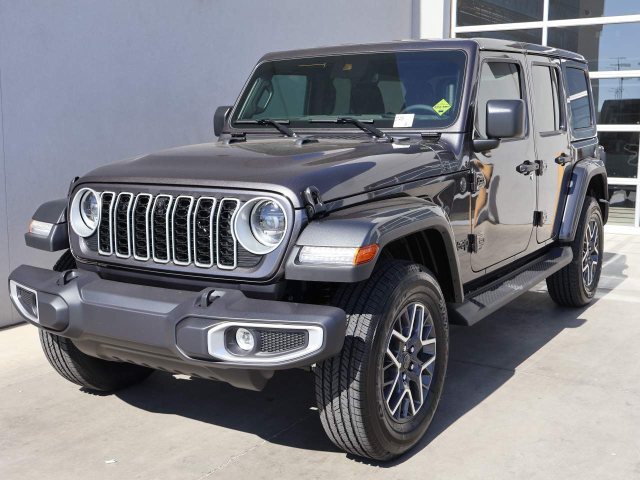 2025 Jeep Wrangler Sahara 4dr