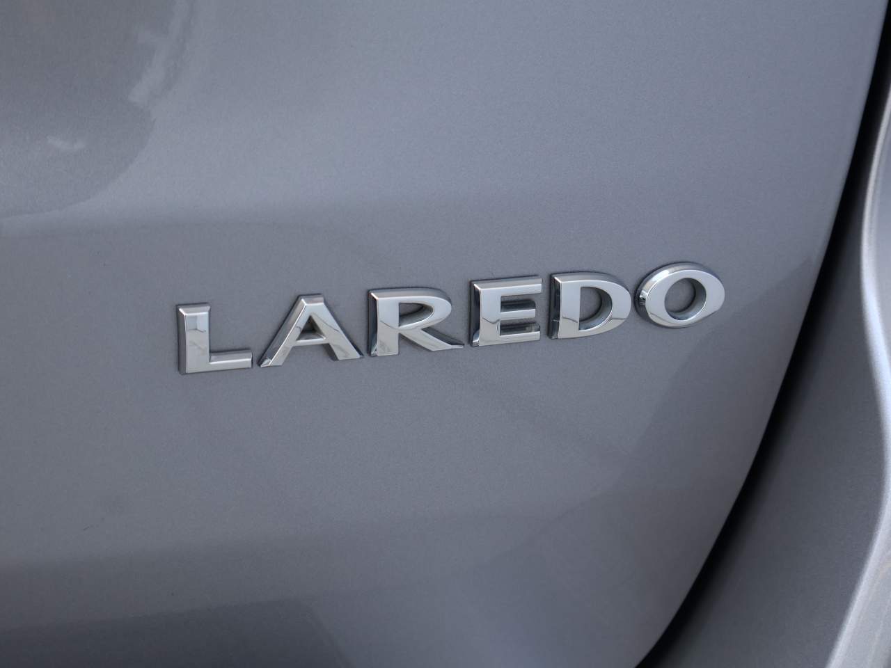 2020 Jeep Grand Cherokee Laredo