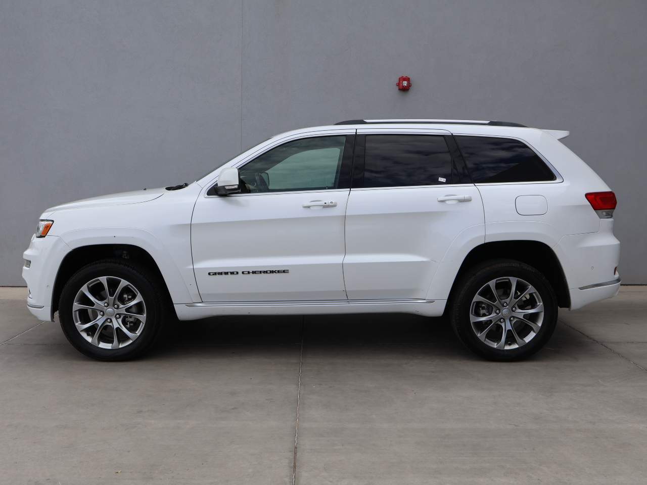 2019 Jeep Grand Cherokee Summit