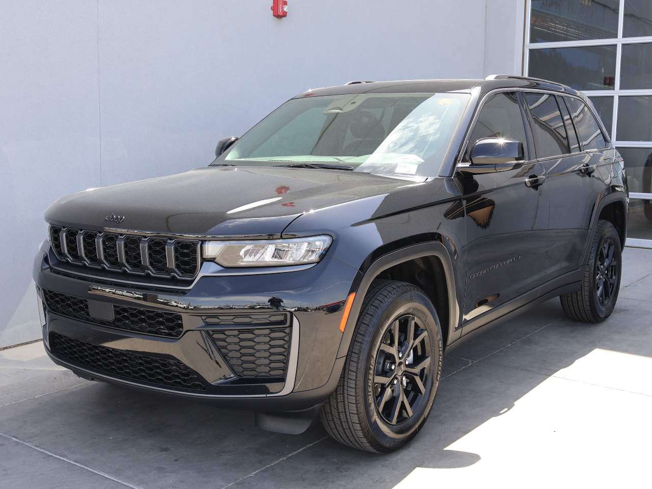2026 Jeep Grand Cherokee Altitude