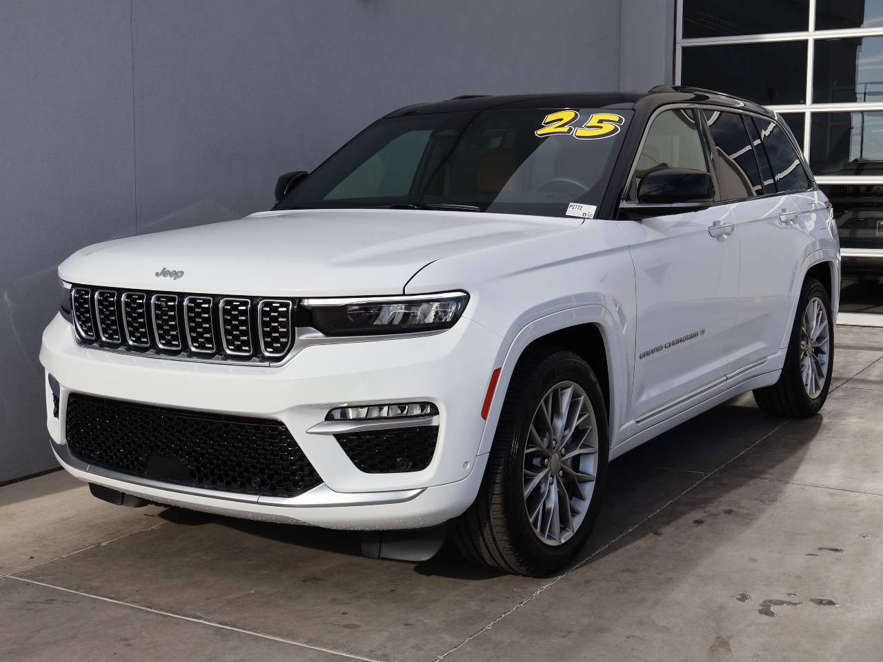 2025 Jeep Grand Cherokee Summit