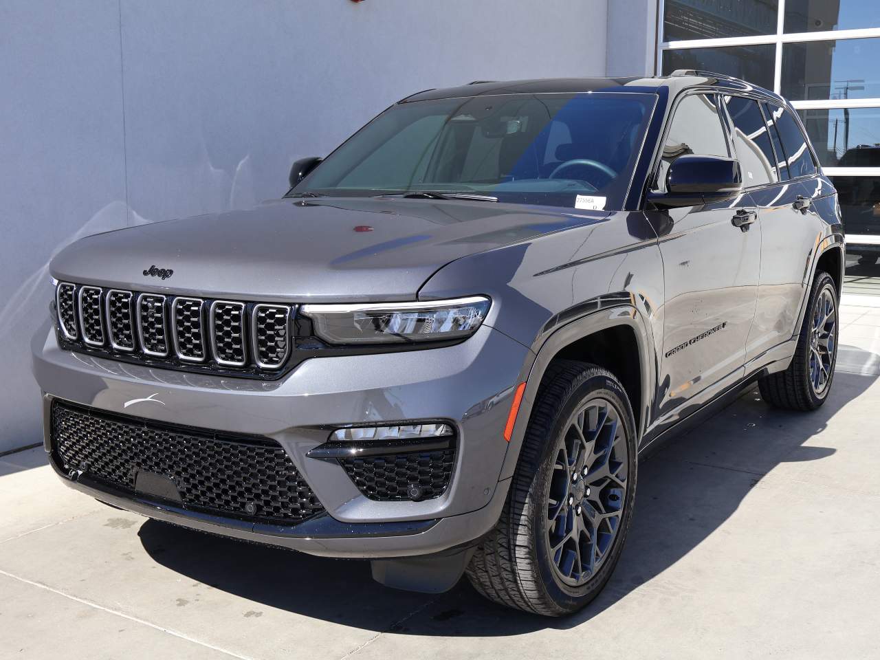 2025 Jeep Grand Cherokee Summit