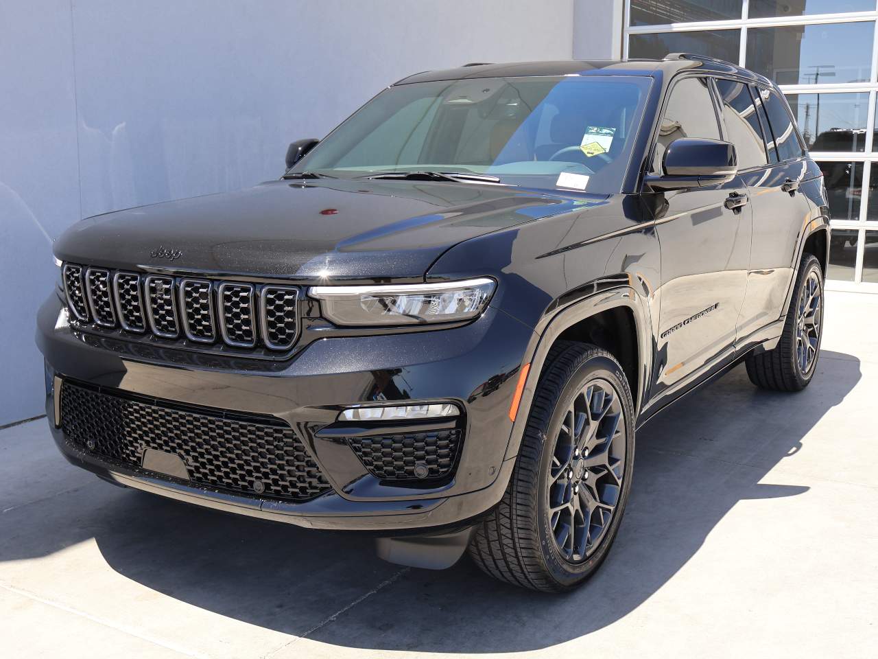 2025 Jeep Grand Cherokee Summit