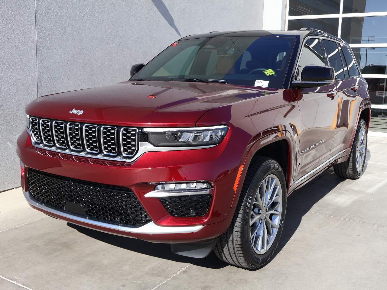 2025 Jeep Grand Cherokee Summit