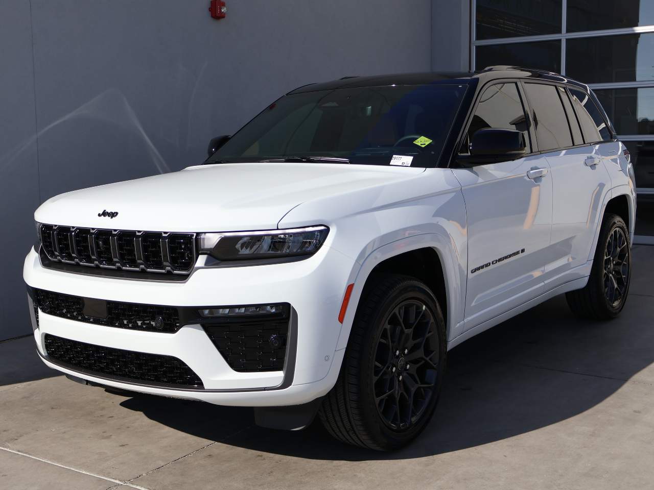2027 Jeep Grand Cherokee Summit