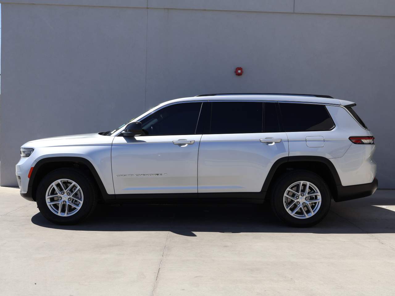 2021 Jeep Grand Cherokee L Laredo