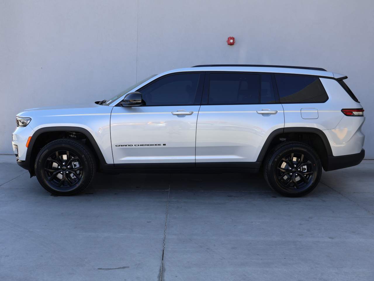 2025 Jeep Grand Cherokee L Altitude