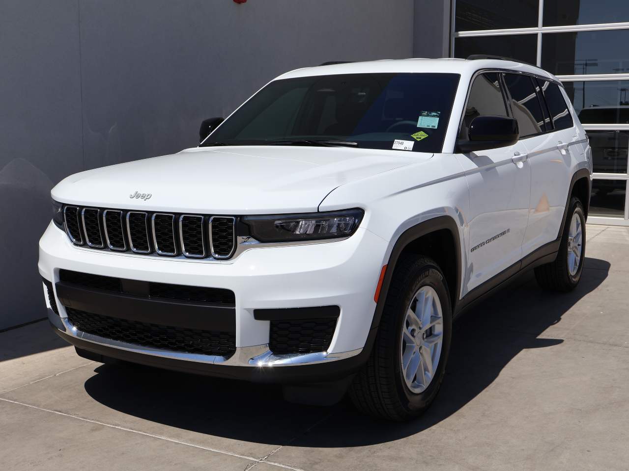 2025 Jeep Grand Cherokee L Laredo