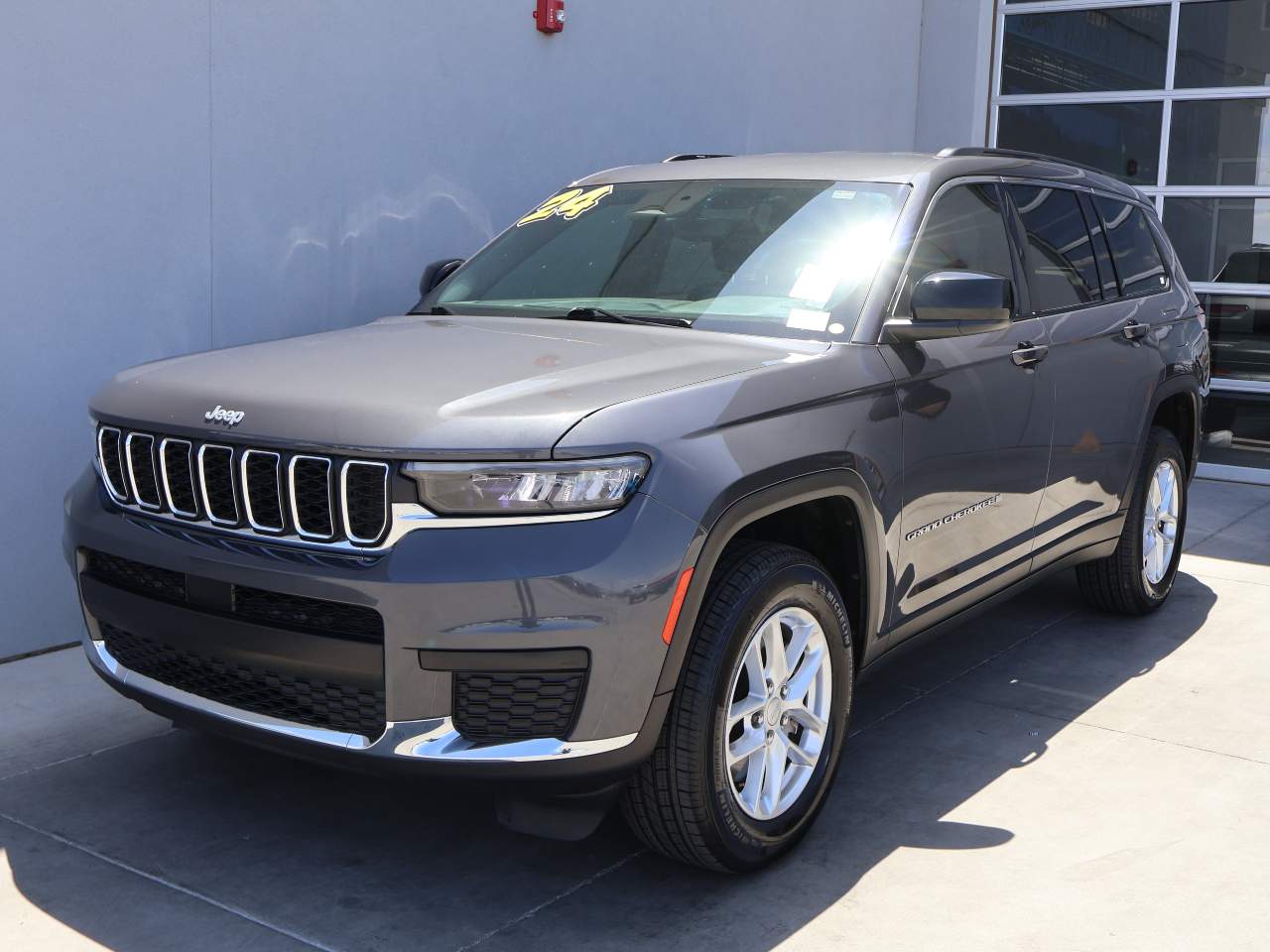2024 Jeep Grand Cherokee L Laredo