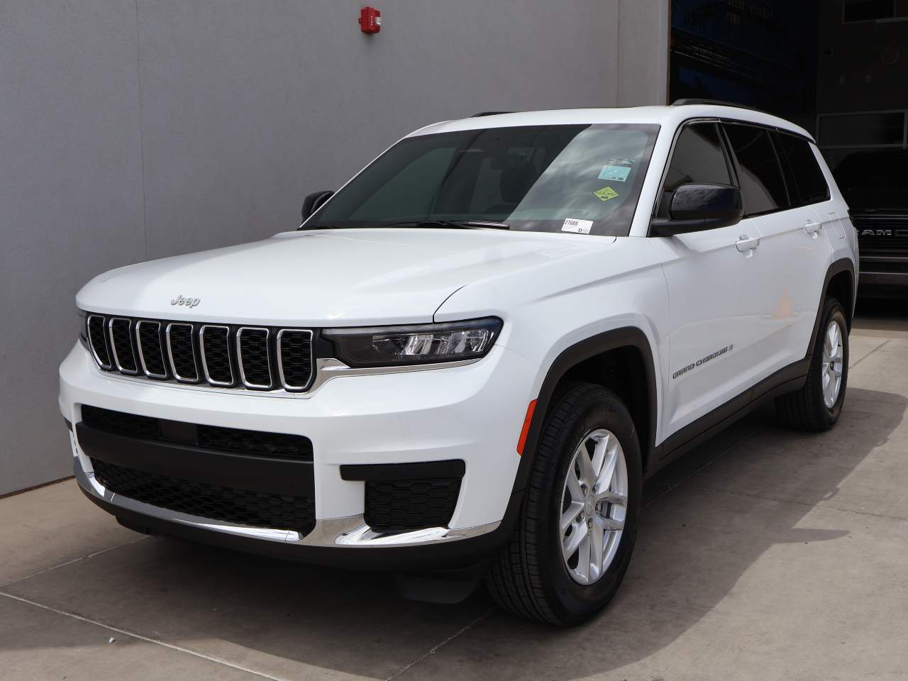 2025 Jeep Grand Cherokee L Laredo X