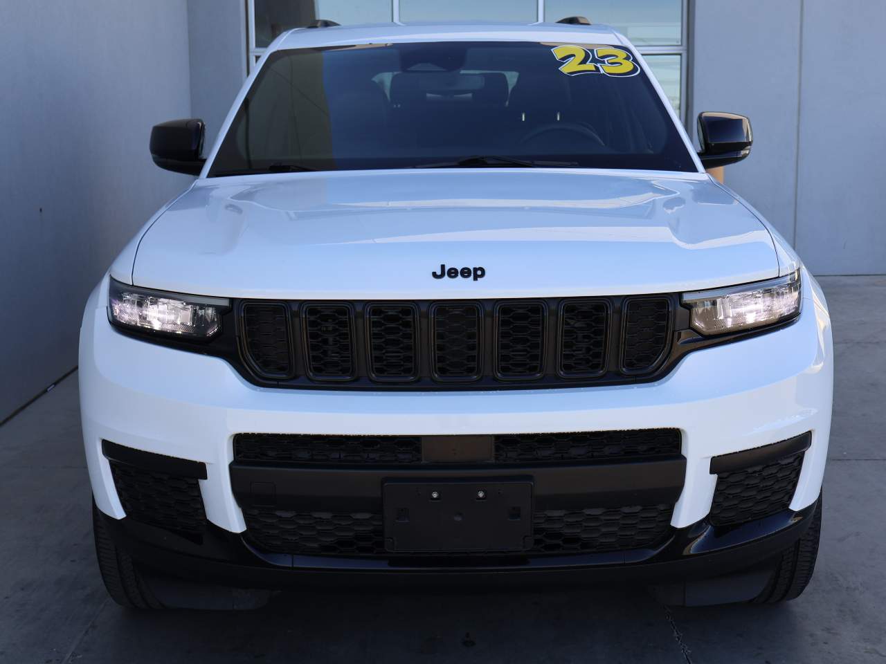 2023 Jeep Grand Cherokee L Altitude photo 5